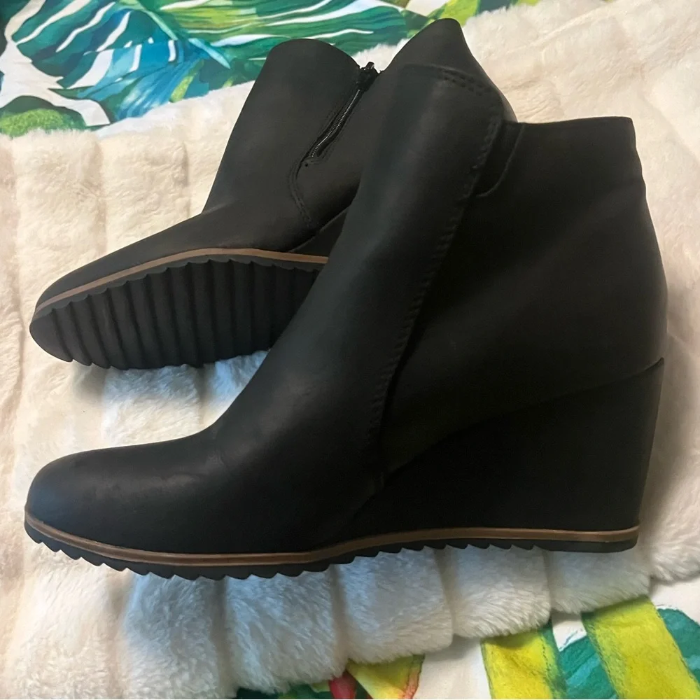 Soul Naturalizer Hudson 10M Black Leather Side Zip Fall Winter Wedge Booties